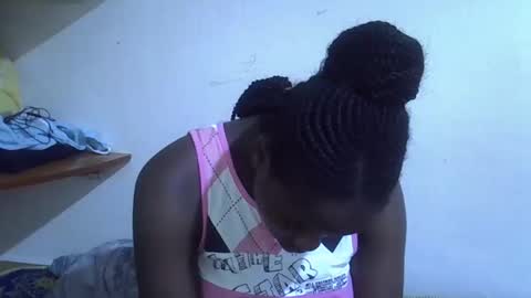 lyn_anna online show from 02/25/26, 11:36