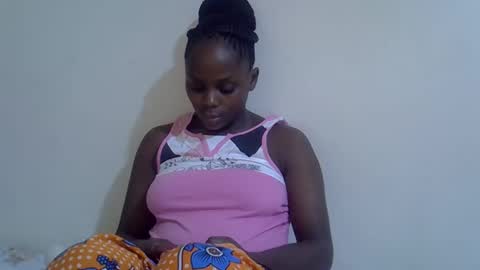 lyn_anna online show from 04/05/26, 08:33