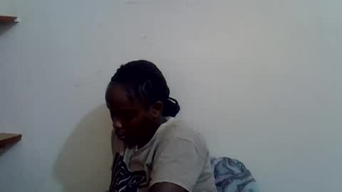 Snapshot of lyn_anna chatting on 06/13/26, 12:36 lyn_anna online show from 06/13/26, 12:36