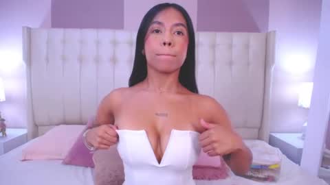 Lyn online show from 01/31/25, 11:24