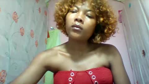 lyndah19 online show from 02/19/26, 09:22