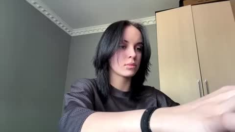 Snapshot of lynettawiseman chatting on 06/08/26, 07:42 Eva online show from 06/08/26, 07:42