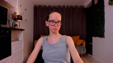 Sara online show from 02/06/25, 01:38