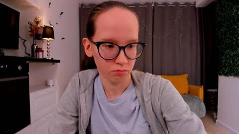 Sara online show from 02/08/25, 07:16