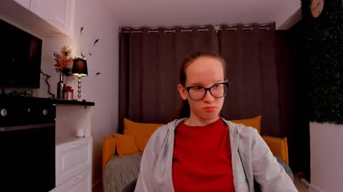 Sara online show from 02/16/25, 07:16