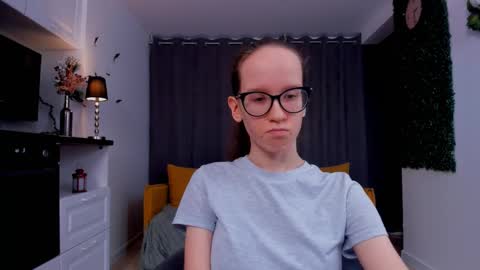 Sara online show from 03/03/25, 07:28