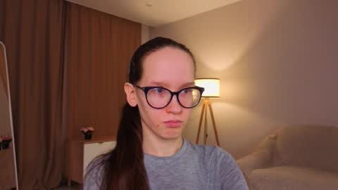 Sara online show from 03/17/26, 04:10