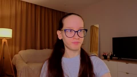 Sara online show from 04/05/26, 04:04