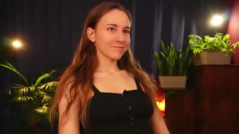 Lynn online show from 11/17/25, 02:45