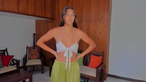  LYNN  online show from 11/17/25, 04:40