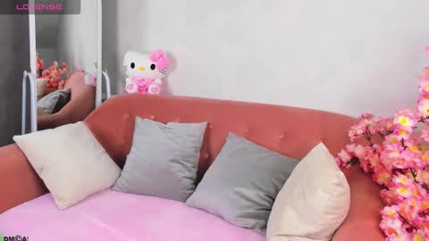 Lynn online show from 10/06/25, 01:03