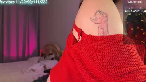 lynne_dawson online show from 09/26/25, 03:49