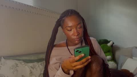 IVYGold online show from 12/12/24, 07:26