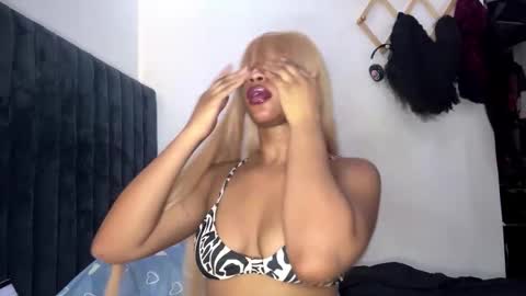 Kay online show from 03/04/26, 06:58