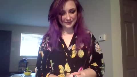 Snapshot of lynnkitten69000 chatting on 02/15/26, 09:44 Lynn online show from 02/15/26, 09:44