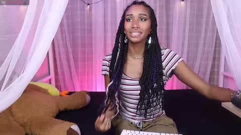 Lynx and Sun  online show from 10/21/25, 07:47