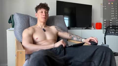 Dani online show from 06/02/26, 03:30