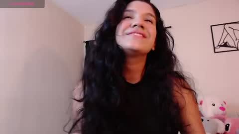 Snapshot of lyriadiamond_ chatting on 06/12/26, 12:31 Lyria Diamond online show from 06/12/26, 12:31