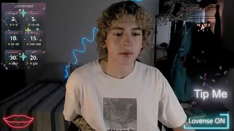 Lyric online show from 11/04/25, 12:59