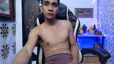 SWEETPINOY online show from 02/03/25, 05:24