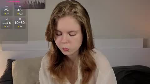 Julie online show from 07/20/26, 09:17