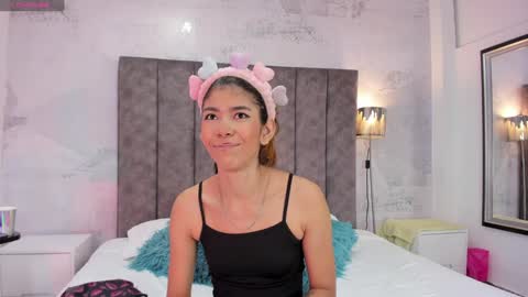 Lyxi online show from 01/30/25, 11:44