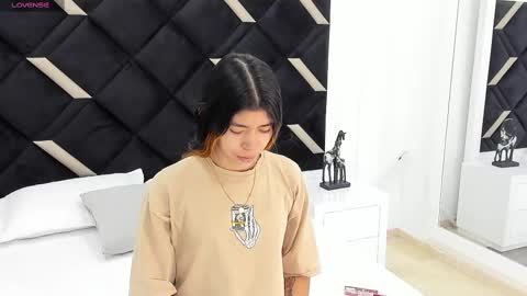 Lyxi online show from 09/27/25, 11:37