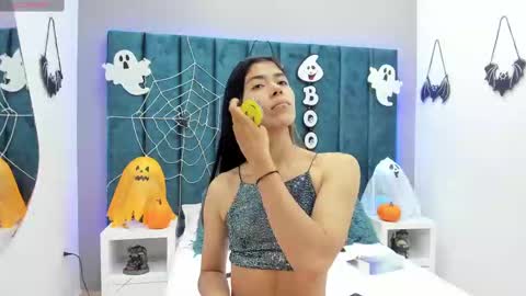 Lyxi online show from 10/12/25, 11:31