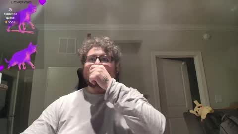 lyxx_2 online show from 04/21/26, 01:07