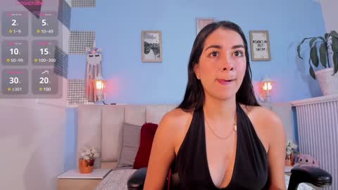 Lizzy smith  online show from 12/28/24, 01:06