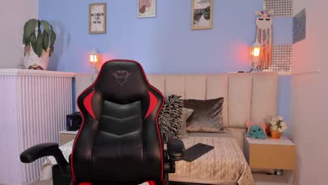 Lizzy smith  online show from 01/27/25, 11:11