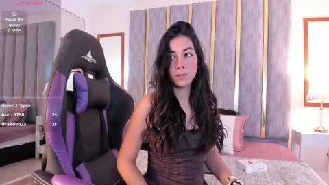 Lizzy smith  online show from 02/18/25, 08:03