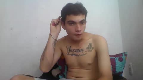 m0ntana777 online show from 10/20/25, 10:49