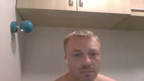 Snapshot of m15kala chatting on 01/12/25, 09:40 m15kala online show from 01/12/25, 09:40