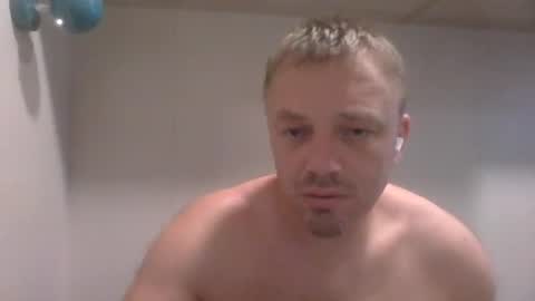 Snapshot of m15kala chatting on 01/17/25, 10:55 m15kala online show from 01/17/25, 10:55