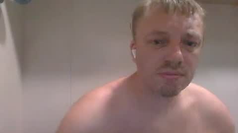 Snapshot of m15kala chatting on 01/25/25, 09:57 m15kala online show from 01/25/25, 09:57