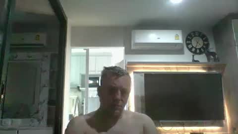 Snapshot of m15kala chatting on 03/20/26, 09:36 m15kala online show from 03/20/26, 09:36