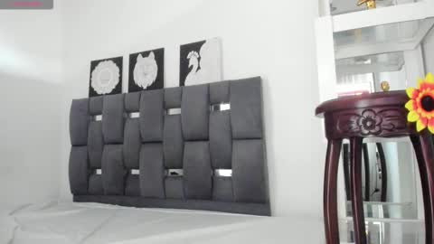 Mila online show from 02/01/26, 06:50