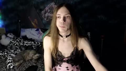 Snapshot of m1shq chatting on 03/01/25, 09:48 m1shq online show from 03/01/25, 09:48