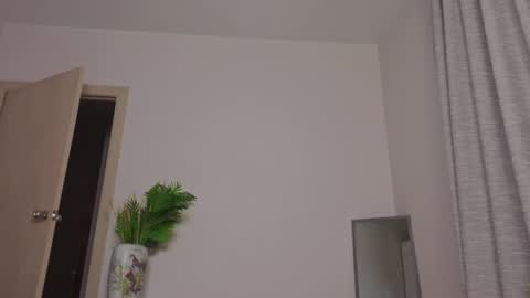 MissLanaB online show from 11/23/25, 11:32