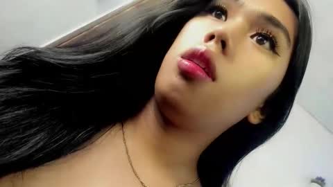 Snapshot of m1ssjanelana69 chatting on 05/04/26, 12:39 Janelovesu online show from 05/04/26, 12:39