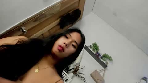 Snapshot of m1ssjanelana69 chatting on 05/16/26, 12:40 Janelovesu online show from 05/16/26, 12:40
