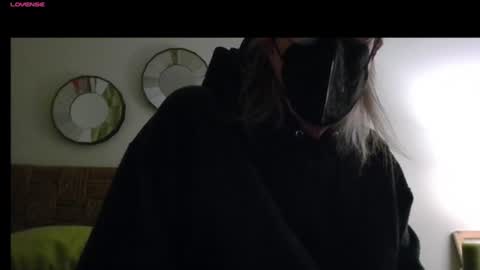 m54whrdn online show from 01/11/25, 02:20