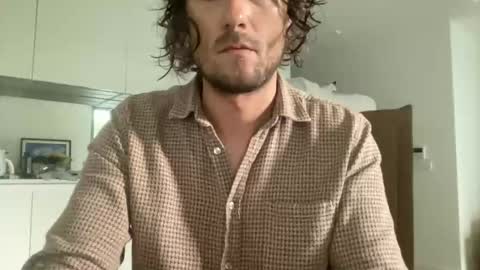 Snapshot of m9734 chatting on 05/12/26, 08:22 m9734 online show from 05/12/26, 08:22