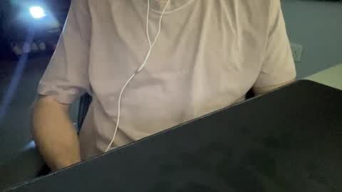 m_pete online show from 10/06/25, 06:38