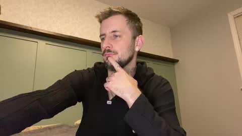 Snapshot of m_stephen chatting on 02/04/26, 03:12 m_stephen online show from 02/04/26, 03:12