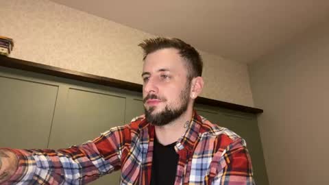 Snapshot of m_stephen chatting on 03/04/26, 04:07 m_stephen online show from 03/04/26, 04:07