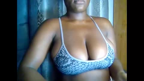 Snapshot of m_tits3 chatting on 02/11/26, 11:21 m_tits3 online show from 02/11/26, 11:21