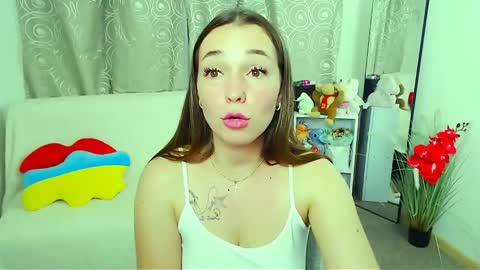 Vikki online show from 06/03/26, 02:33
