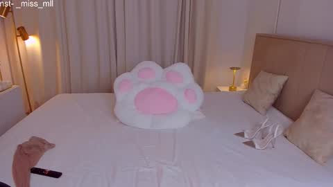 Mary online show from 02/14/26, 10:06